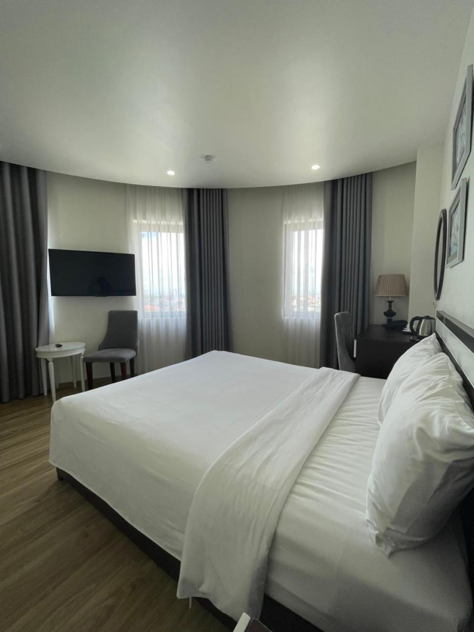 Lotus Hotel & Apartment Hai Phong Eksteriør billede